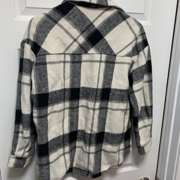 SHEIN WOMENS BUTTON UP FLANNEL  TOP - Picture 2 of 3